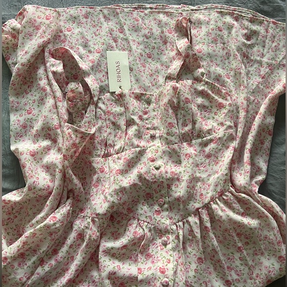 NWT! The Pink Square Neck Pleated Floral Midi Dress - Picture 8 of 8